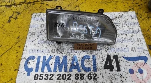 Kia Sportage Sağ Ön Far çıkma parça - ÇIKMACI 41 KOCAELİ