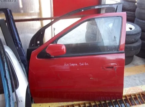 Kia Sephia Sol Ön Kapı çıkma parça - ÇIKMACI 41 KOCAELİ
