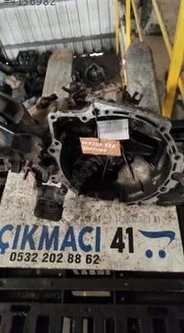 Mazda 323 Şanzıman Komple çıkma parça - ÇIKMACI 41 KOCAELİ