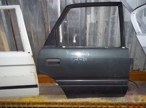 Mazda 626 Sağ Arka Kapı çıkma parça - ÇIKMACI 41 KOCAELİ