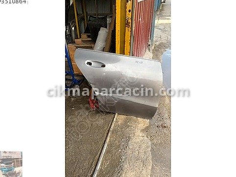 Mercedes-Benz CLA Sağ Arka Kapı çıkma parça