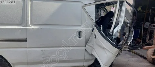 Mitsubishi L200 Şanzıman Komple çıkma parça - ÇIKMACI 41 KOCAELİ