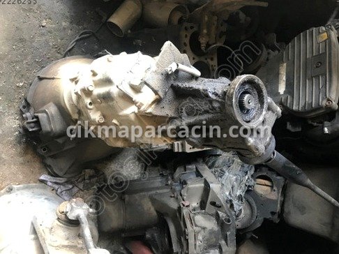 Nissan Pick-up Şanzıman Komple çıkma parça