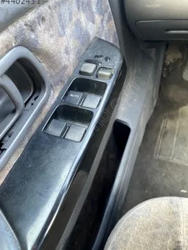 Nissan Skyline Cam Açma Düğmesi çıkma parça