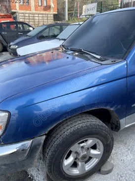 Nissan Skyline Sol Ön Çamurluk çıkma parça