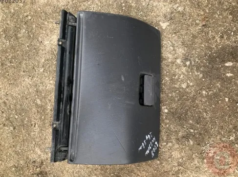 Nissan Skyline Torpido Kapağı çıkma parça - Karma Oto Çıkma Trabzon