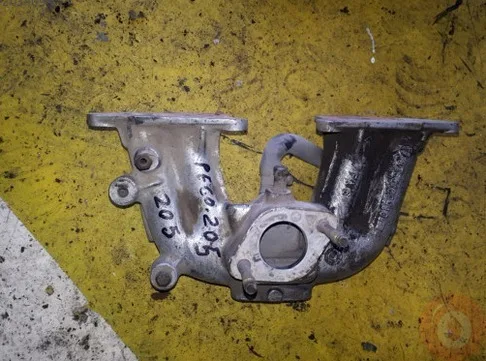 Lada Niva Emme Manifoldu çıkma parça - ÇIKMACI 41 KOCAELİ