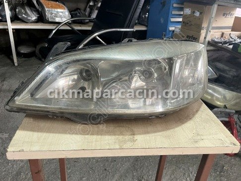 Opel Astra Sol Ön Far çıkma parça