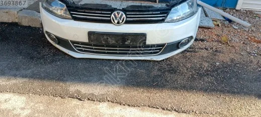 Volkswagen Jetta Ön Tampon çıkma parça - ANKA OTO YEDEK PARÇA İZMİR
