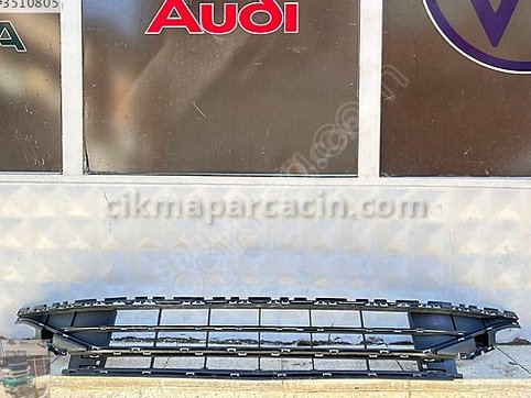 Volkswagen Passat Tampon Izgarası çıkma parça