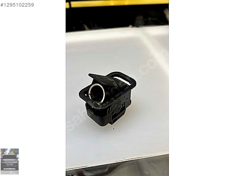 Audi A4 Taşıyıcı çıkma parça