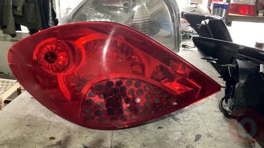 Peugeot 207 Sol Arka Stop çıkma parça - T-F-M OTOMOTİV SAKARYA