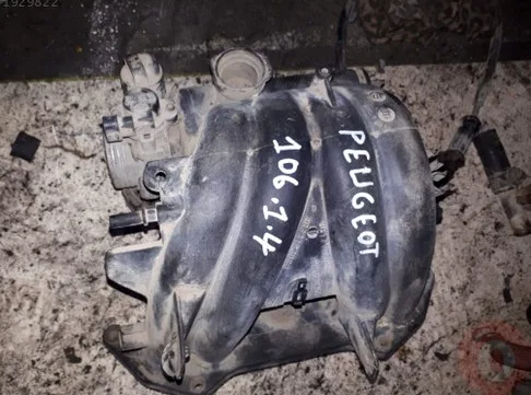 Peugeot 106 Emme Manifoldu çıkma parça - ÇIKMACI 41 KOCAELİ