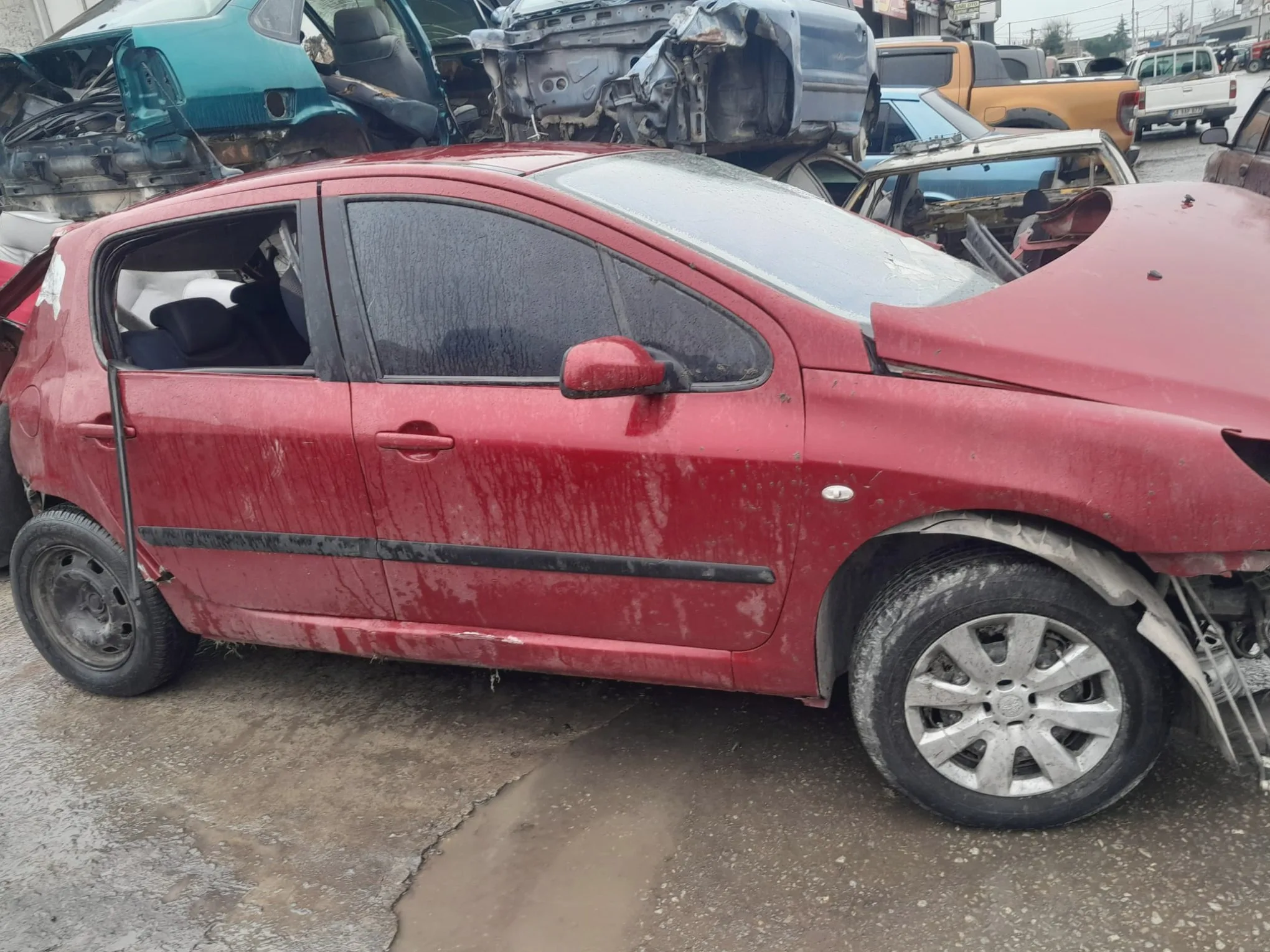 2012 Peugeot 301 Far (Sağ) Çıkma Parça Erzincan