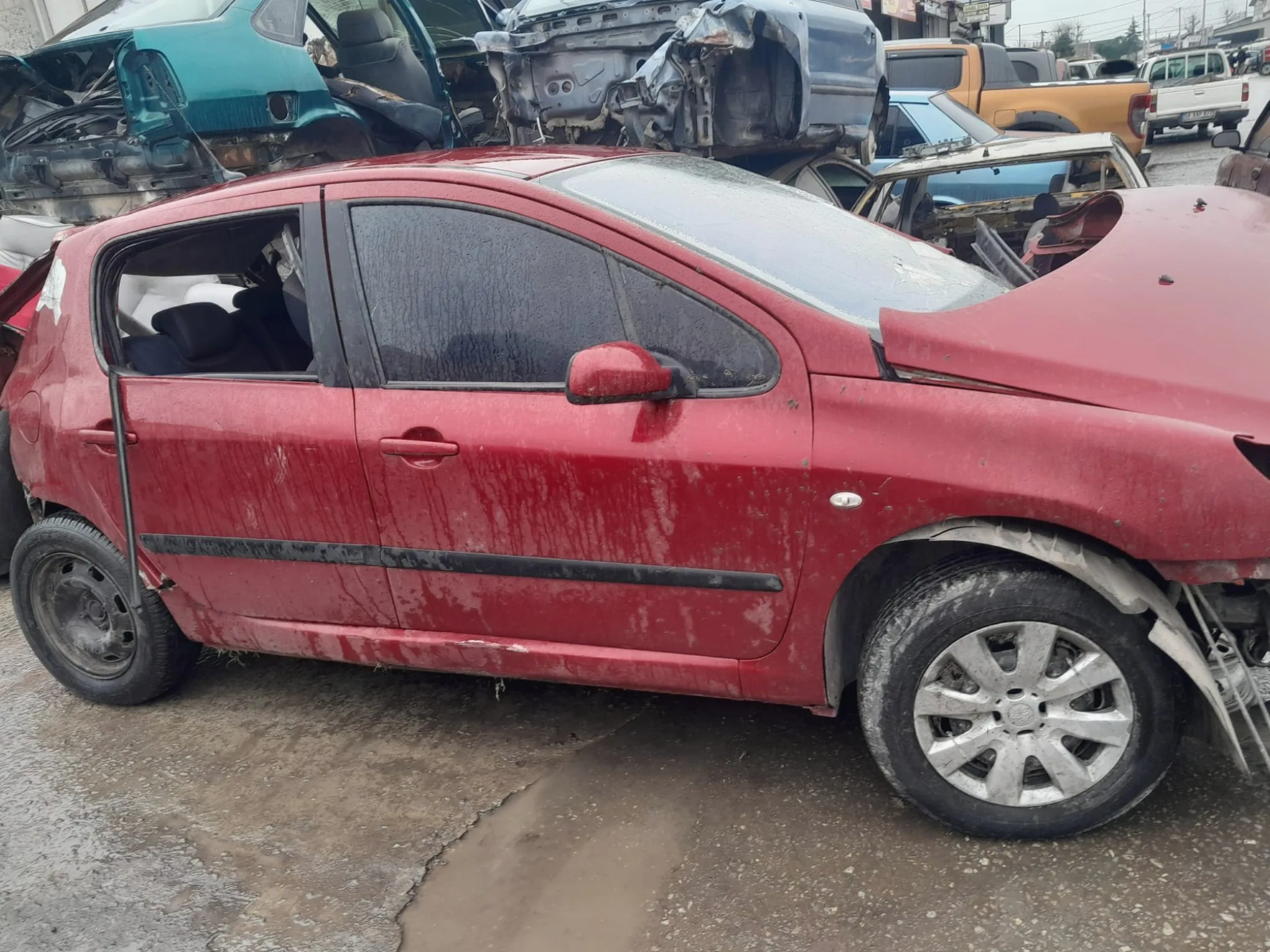 Peugeot 206 Salıncak (Alt Tabla) Çıkma Parça Bursa