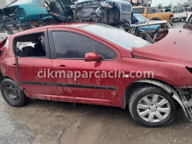 Peugeot 307 Z-Rot çıkma parça