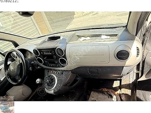 Peugeot Partner Klima Kontrol Paneli çıkma parça - ANKA OTO YEDEK PARÇA İZMİR