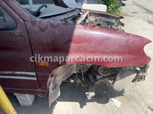 Citroen Berlingo Sağ Ön Çamurluk çıkma parça