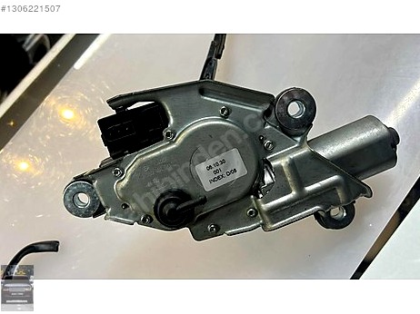 Land Rover Range Rover Arka Cam çıkma parça