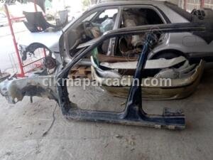 RENAULT 19 SOL KARKAS – Sakarya Çıkma Parça