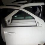 Renault Clio Sağ Ön Kapı çıkma parça - Karma Oto Çıkma Trabzon