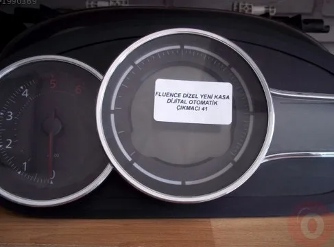 Renault Fluence Gösterge Paneli çıkma parça - ÇIKMACI 41 KOCAELİ