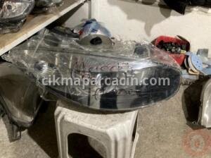RENAULT FLUENCE MERCEKLİ SAĞ FAR – Sakarya Çıkma Parça