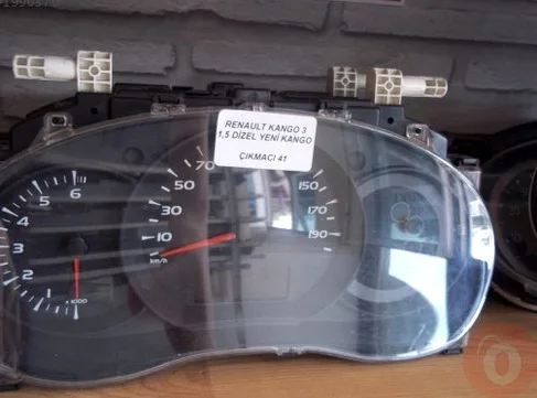 Renault Kangoo Gösterge Paneli çıkma parça - ÇIKMACI 41 KOCAELİ