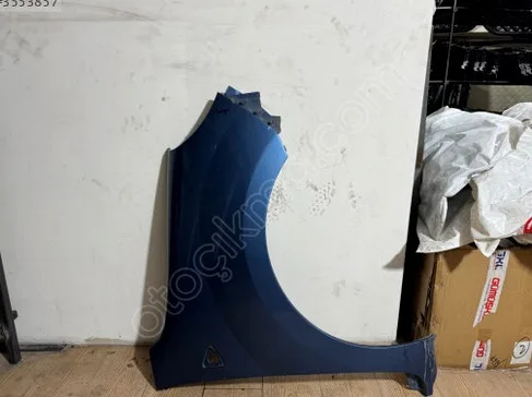 Renault Kangoo Sağ Ön Çamurluk çıkma parça - ANTEPLİ OTO YEDEK PARÇA ÇIKMA Gaziantep