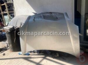 RENAULT KANGOO ÖN KAPUT 2003 2012 – Sakarya Çıkma Parça