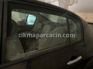 RENAULT MEGANE 2 2002 2009 SOL ARKA KAPI CAMI – Sakarya Çıkma Parça