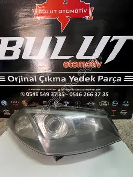 Renault Megane Sağ Ön Far çıkma parça - ANKA OTO YEDEK PARÇA İZMİR