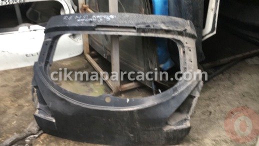 Renault Megane Bagaj Kapağı çıkma parça