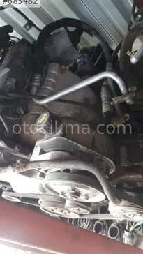 Renault Megane Komple Motor çıkma parça - Karma Oto Çıkma Trabzon