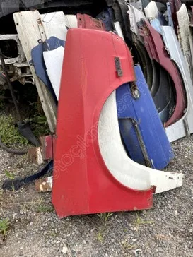 Renault R12 Sağ Ön Çamurluk çıkma parça - Karma Oto Çıkma Trabzon