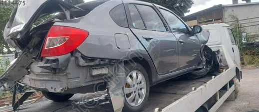 Renault Symbol Çelik Jant çıkma parça - ÇIKMACI 41 KOCAELİ