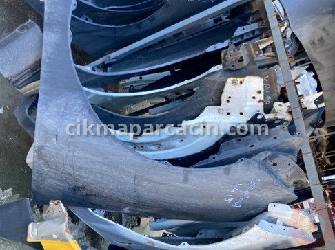 Renault Symbol Sol Ön Çamurluk çıkma parça