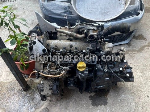 Renault Trafic Komple Motor çıkma parça