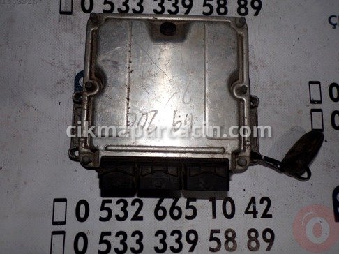 Renault Trafic Motor Beyni çıkma parça