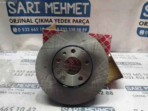 Audi A4 Fren Disk Aynası çıkma parça - SARI MEHMET OTO YEDEK PARÇA Konya