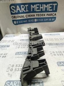 SIFIR FORD COURİER ARKA TAMPON ORTA BRAKETİ – Konya Çıkma Parça | OEM ET76-17B861-AG