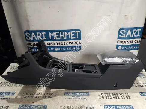 Volkswagen Golf Orta Konsol çıkma parça - SARI MEHMET OTO YEDEK PARÇA Konya