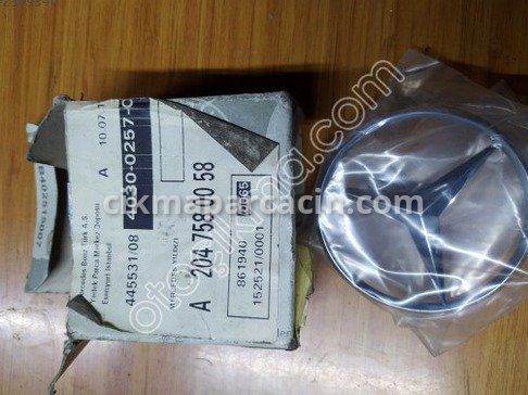 Mercedes-Benz C Serisi Bagaj Arması çıkma parça