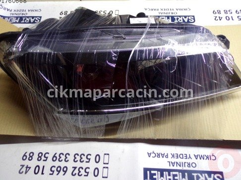 Skoda Superb Sağ Ön Far çıkma parça