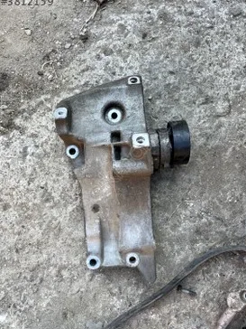Skoda Fabia Motor Takozu & Kulağı çıkma parça - Karma Oto Çıkma Trabzon