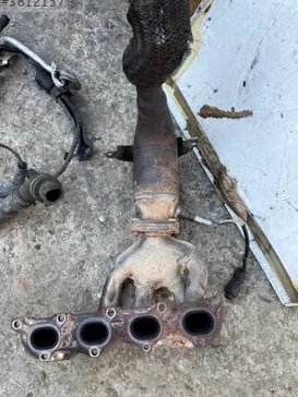 Skoda Fabia Egzoz Manifoldu çıkma parça - Karma Oto Çıkma Trabzon