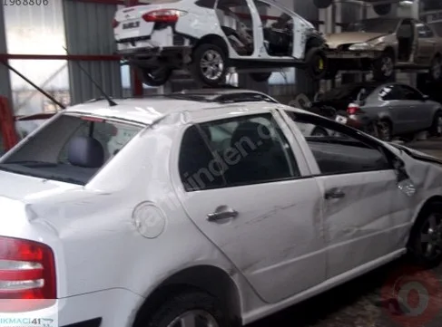 Skoda Fabia Sağ Arka Kapı çıkma parça - ÇIKMACI 41 KOCAELİ