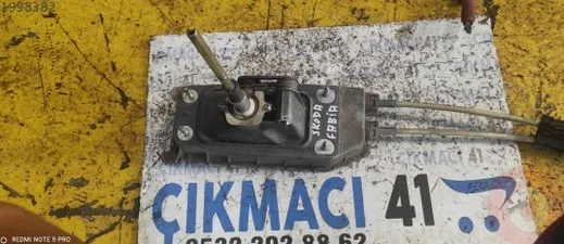 Skoda Fabia Vites Kolu çıkma parça - ÇIKMACI 41 KOCAELİ