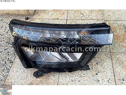 Skoda Kamiq Sağ Ön Far çıkma parça
