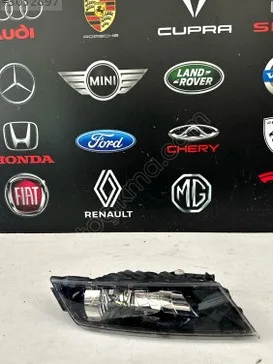 Skoda Superb Sis Farı çıkma parça